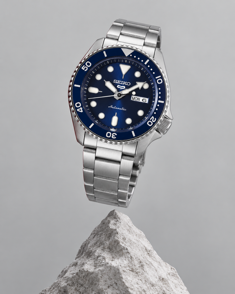 Seiko SRPD51K1 5 Sports SKX Series Automatic 42.5 mm Watch