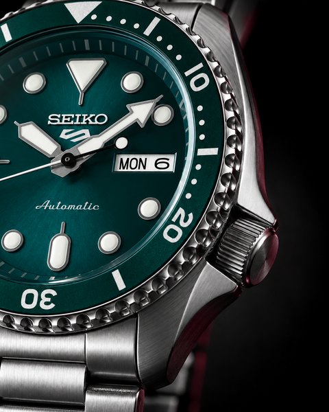 Seiko SRPD61K1 5 Sports SKX Series Automatic 42.5 mm Watch