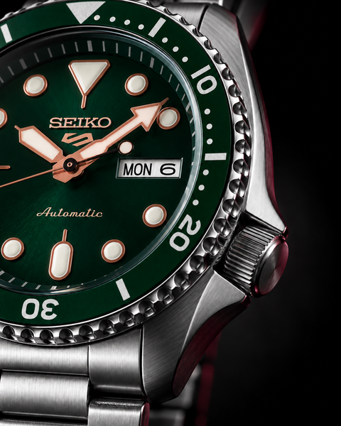 Seiko SRPD63K1 5 Sports SKX Series Automatic 42.5 mm Watch