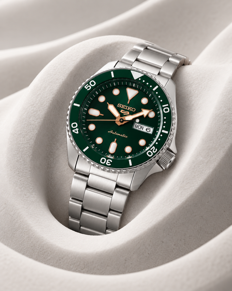Seiko SRPD63K1 5 Sports SKX Series Automatic 42.5 mm Watch