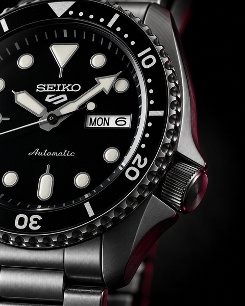 Seiko SRPD65K1 5 Sports SKX Series Automatic 42.5 mm Watch