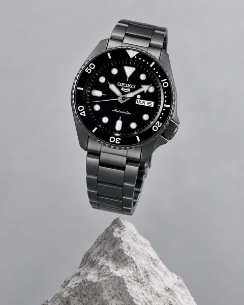 Seiko SRPD65K1 5 Sports SKX Series Automatic 42.5 mm Watch