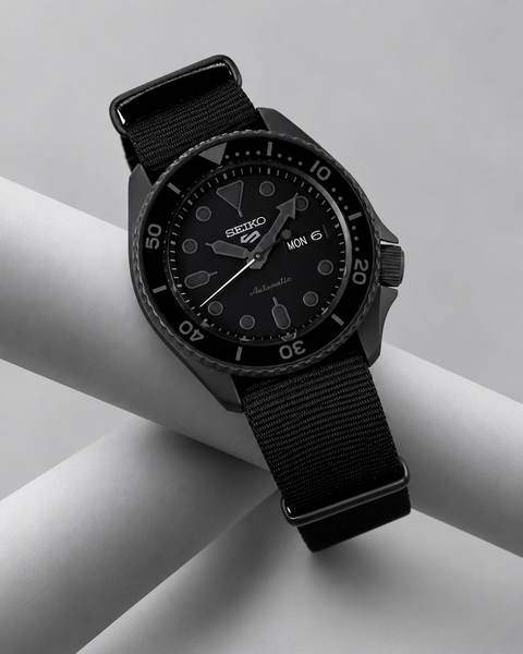 Seiko SRPD79K1 5 Sports SKX Series Automatic 42.5 mm Watch