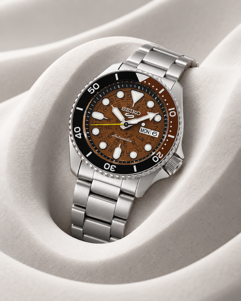 Seiko SRPJ47K1 5 Sports SKX Series Automatic 42.5 mm Watch